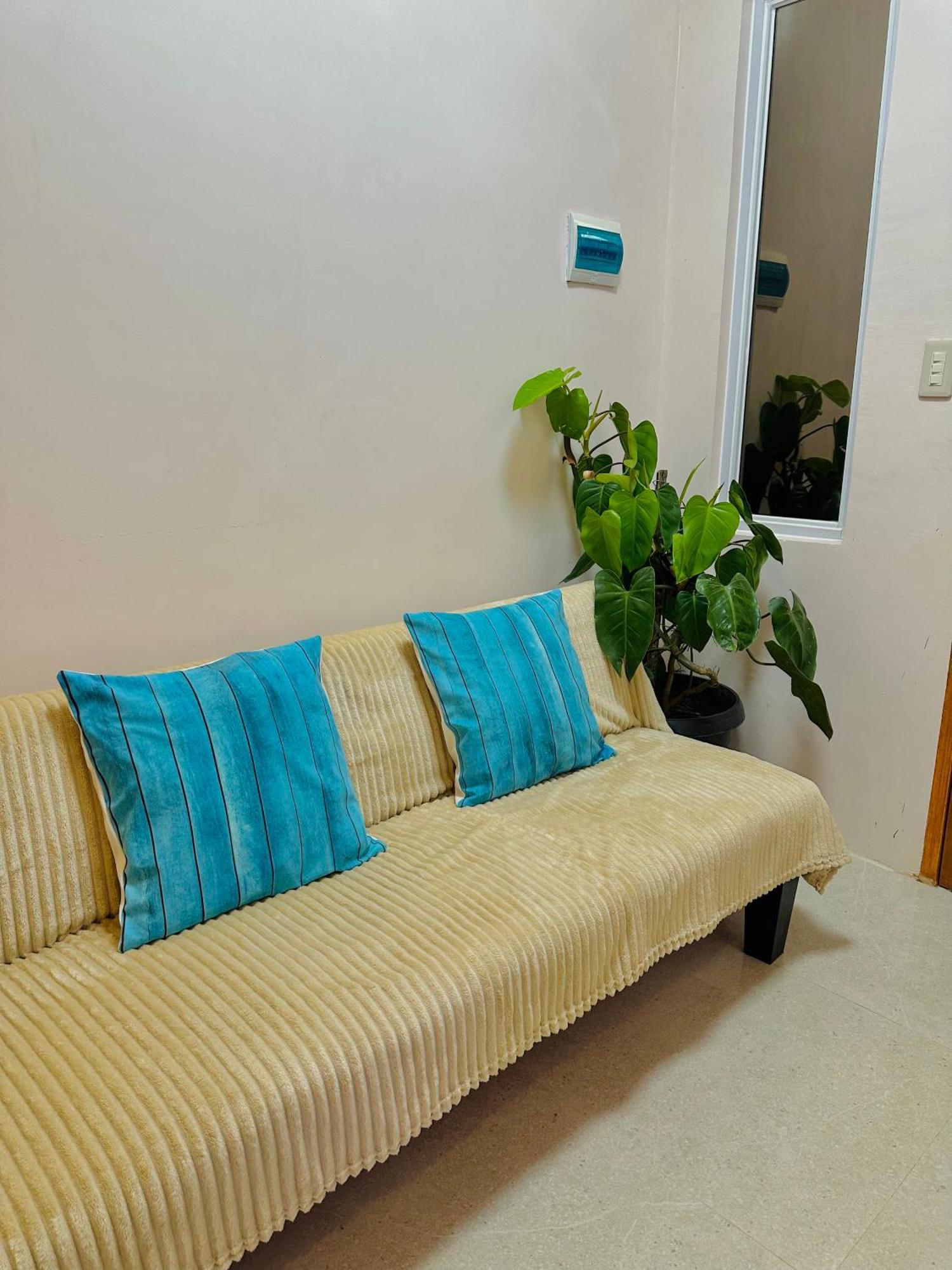 Blued Apartment Near Lio Beach Or El Nido Airport Bagian luar foto